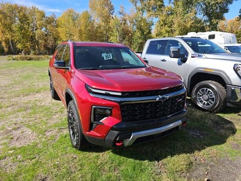 New 2026 Chevrolet Traverse Z71 w/ Enhanced Driving Package image 4