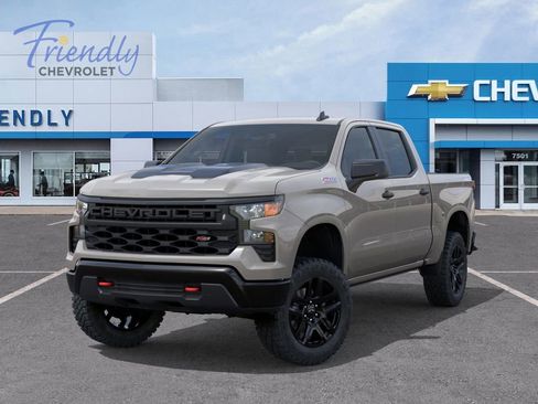 New 2026 Chevrolet Silverado 1500 Custom Trail Boss w/ LPO, Dark Essentials Package AWD/4WD image 17