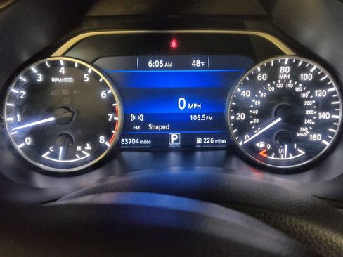 Used 2019 Nissan Murano SV image 23