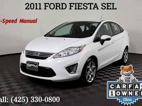 Used 2011 Ford Fiesta SEL image 1