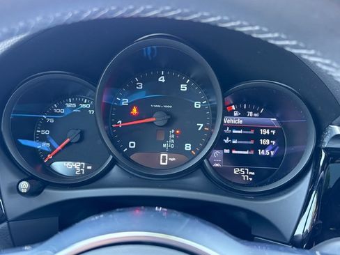 Used 2019 Porsche Macan AWD/4WD image 45