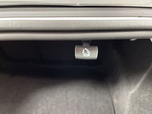 Used 2023 Chevrolet Malibu LT image 48