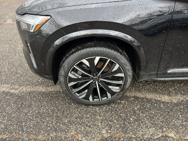 Used 2026 Volvo XC90 B6 Ultra w/ Protection Package AWD/4WD image 8