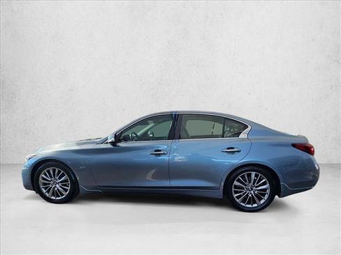 Used 2018 INFINITI Q50 Luxe w/ Essential Package (3.0T Luxe) RWD image 9