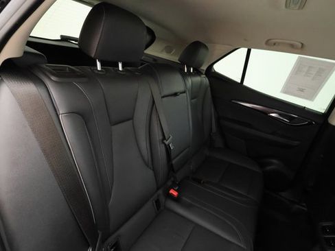 Used 2023 Buick Envision Essence image 23