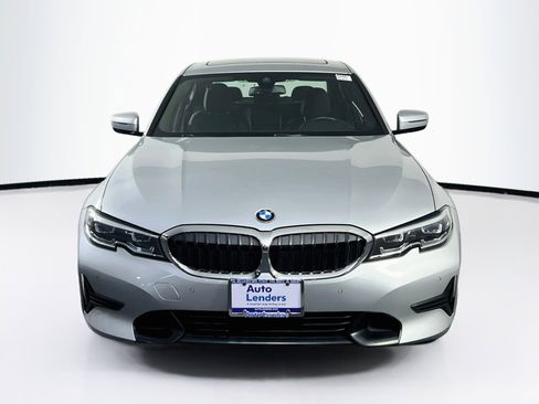 Used 2019 BMW 330i xDrive Sedan w/ Premium Package image 2