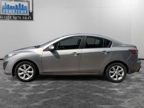 Used 2011 MAZDA MAZDA3 i Touring FWD image 8