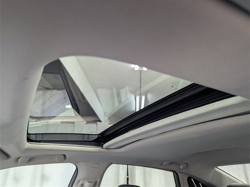 Used 2022 Honda Civic Touring image 13