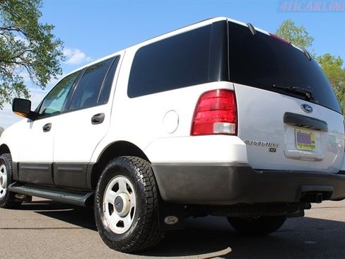 Used 2006 Ford Expedition XLT AWD/4WD image 23