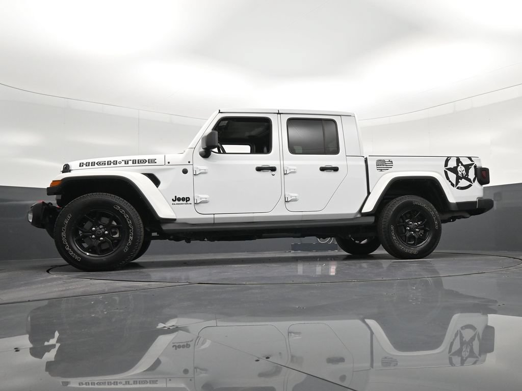 Used 2025 Jeep Gladiator Sport AWD/4WD image 30