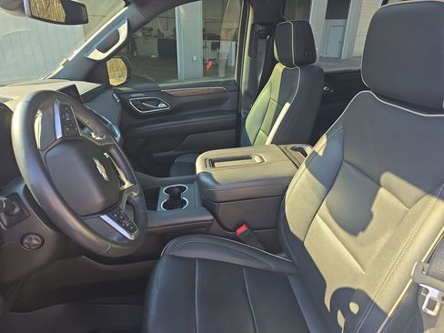 Used 2023 Chevrolet Tahoe Premier image 13