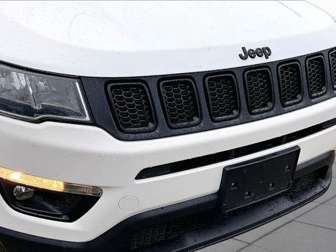 Used 2021 Jeep Compass Latitude FWD image 29