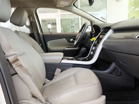 Used 2014 Ford Edge SEL w/ Equipment Group 205A FWD image 21