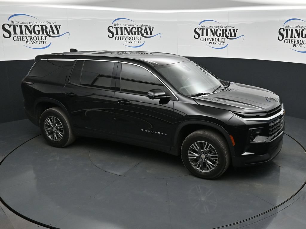 Used 2024 Chevrolet Traverse LS w/ LPO, Floor Liner Package FWD image 18