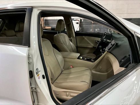 Used 2014 Toyota Venza XLE w/ XLE Premium Package FWD image 9