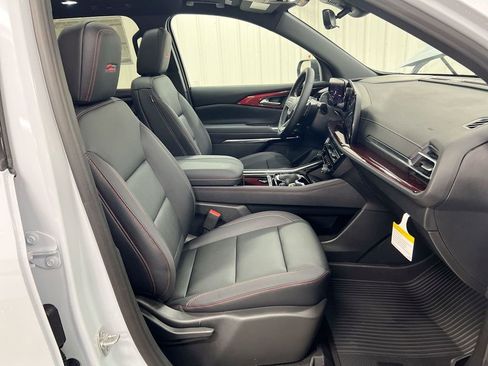 New 2026 Chevrolet Traverse Z71 w/ Driver Confidence Package image 23