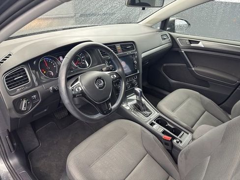 Used 2019 Volkswagen e-Golf SE w/ Driver Assistance Package image 12