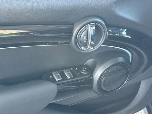 Certified 2023 MINI Cooper S w/ Signature Upholstery Package image 18