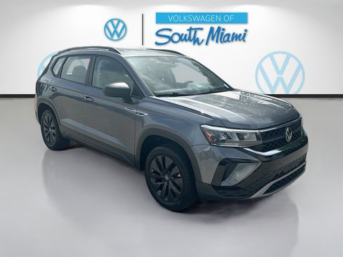 Used 2023 Volkswagen Taos S FWD image 1