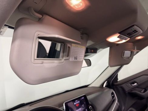 Used 2023 Nissan Rogue SV w/ SV Premium B Package image 37