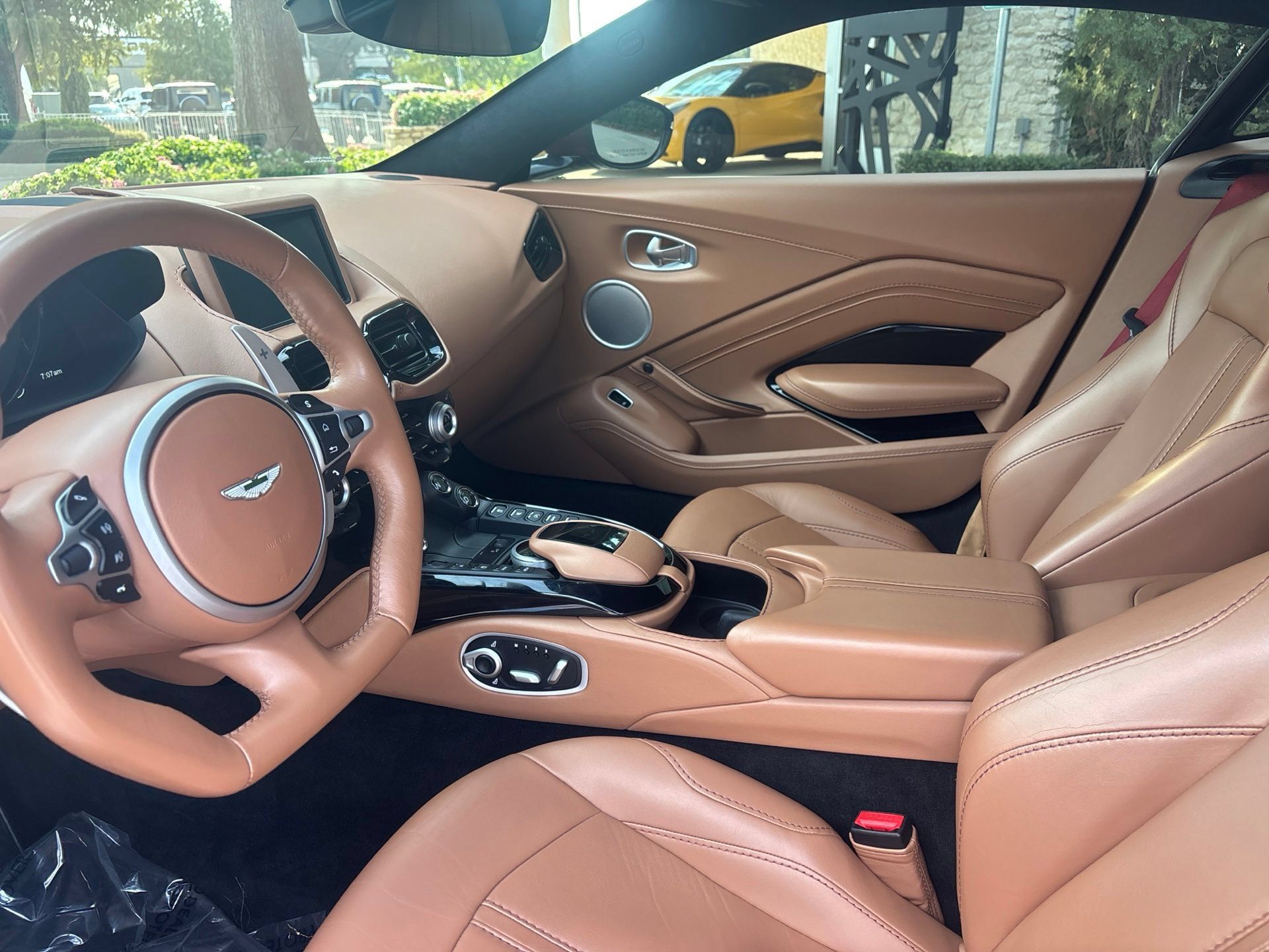 Used 2020 Aston Martin V8 Vantage Coupe RWD image 5