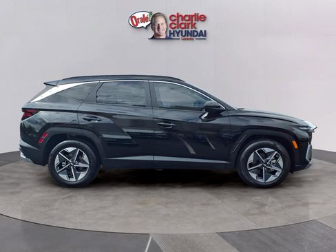 Certified 2025 Hyundai Tucson SEL image 6