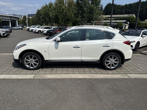 Used 2017 INFINITI QX50 AWD w/ Premium Plus Package image 8