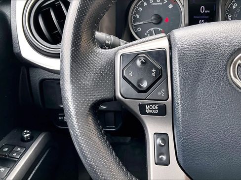 Used 2017 Toyota Tacoma SR5 w/ Tow Package image 24