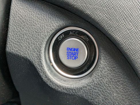 Used 2018 Hyundai Santa Fe Sport 2.0T AWD/4WD image 23