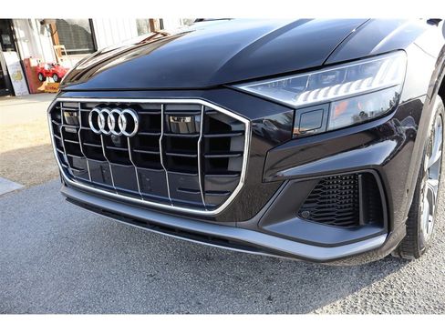Used 2021 Audi Q8 Premium Plus w/ Premium Plus Package AWD/4WD image 44