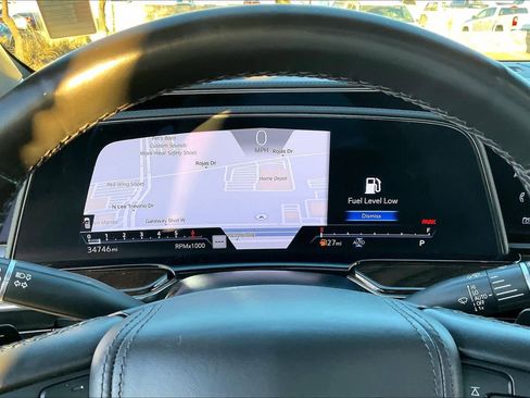 Used 2022 Cadillac Escalade Sport Platinum w/ LPO, ONYX Package image 25