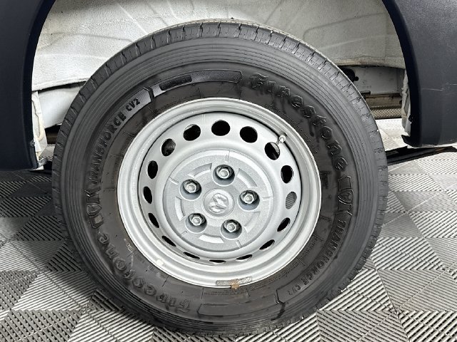 Used 2025 RAM ProMaster 2500 w/ Safety Group FWD image 34