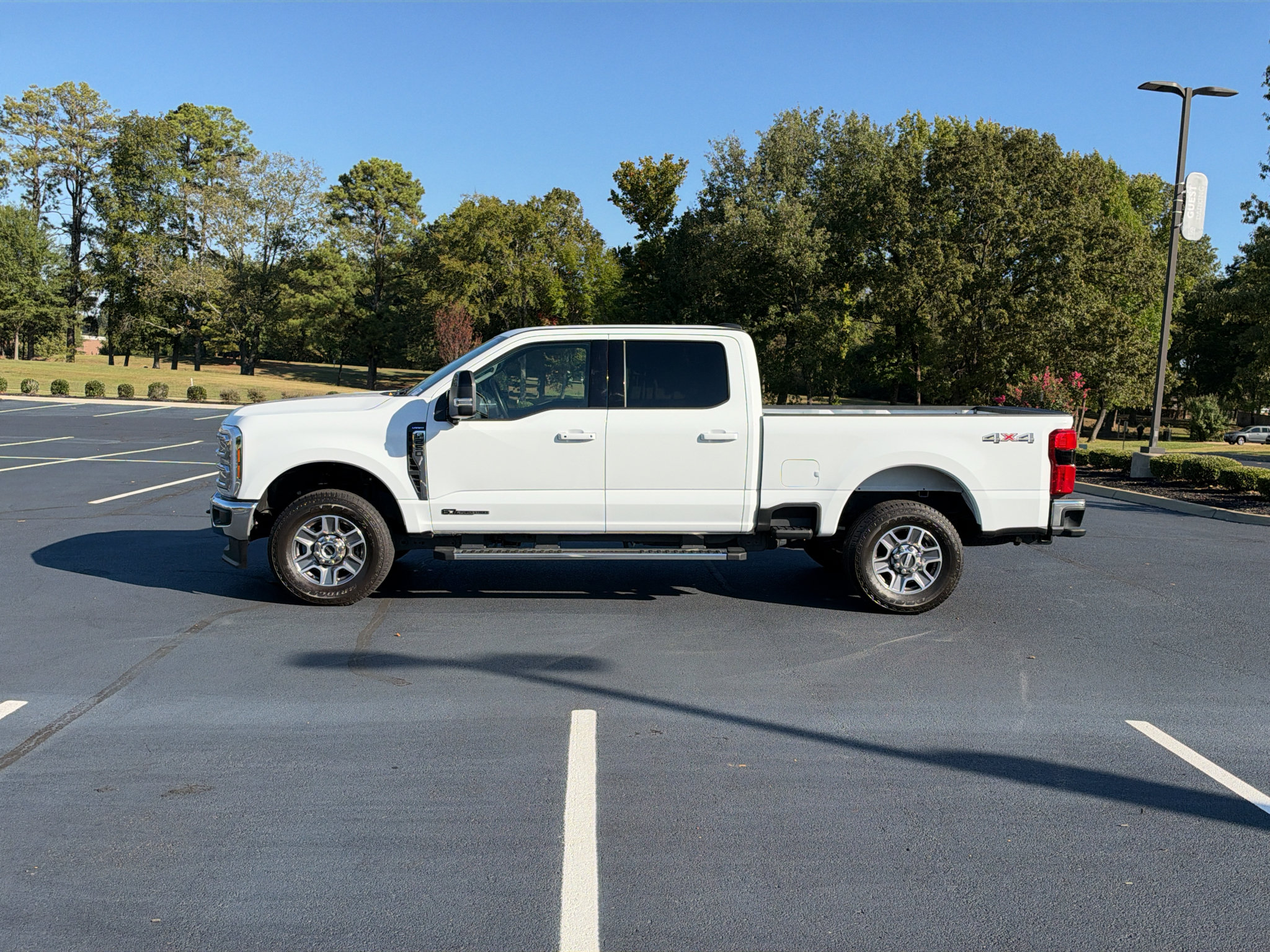 Used 2026 Ford F250 Lariat AWD/4WD image 28