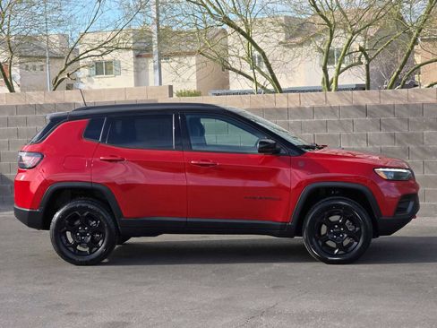 Used 2023 Jeep Compass Trailhawk w/ Trailhawk Elite Group image 10