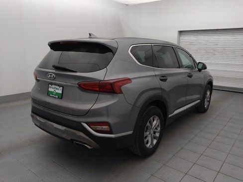 Used 2019 Hyundai Santa Fe SEL image 9