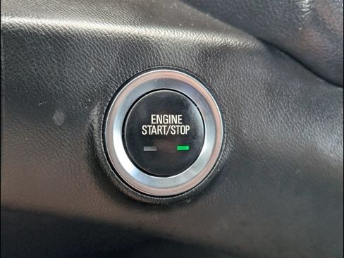 Used 2022 GMC Terrain SLE w/ Driver Convenience Package FWD image 34