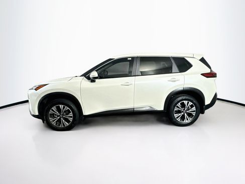 Used 2023 Nissan Rogue SV FWD image 4