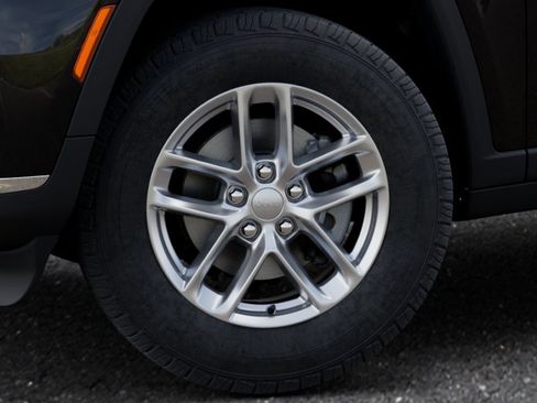 New 2026 Jeep Grand Cherokee L 4WD image 8