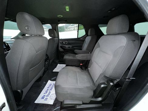 Used 2023 Chevrolet Traverse LT AWD/4WD image 26