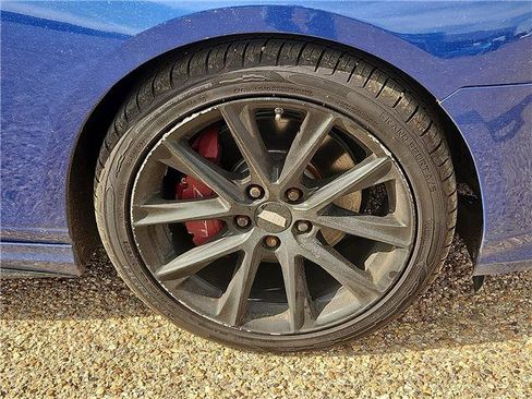 Used 2020 Cadillac CT4 V w/ Technology Package RWD image 7