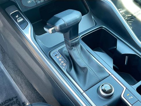 Certified 2025 Kia Sorento S image 26