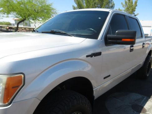 Used 2014 Ford F150 XLT w/ Equipment Group 302A Luxury image 8