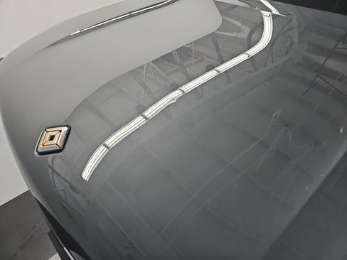 Used 2024 Rivian R1S Adventure AWD/4WD image 37