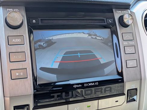Used 2018 Toyota Tundra SR5 w/ SR5 Upgrade Package RWD image 21