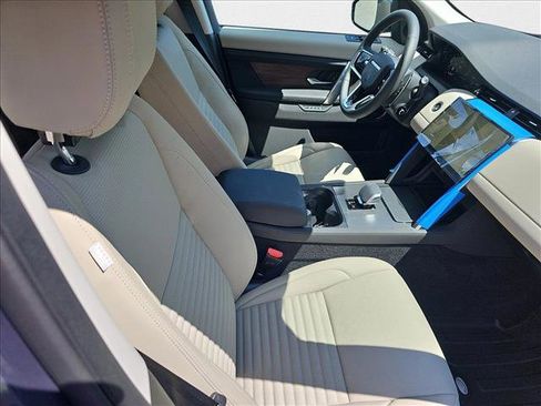New 2024 Land Rover Discovery Sport S image 5