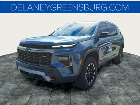 Certified 2025 Chevrolet Traverse Z71 w/ LPO, Floor Liner Package AWD/4WD image 1
