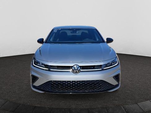 Used 2025 Volkswagen Jetta Sport FWD image 8