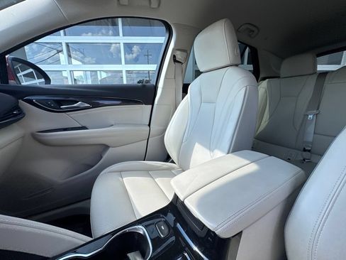 Used 2023 Buick Envision Essence AWD/4WD image 30