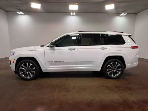 Used 2021 Jeep Grand Cherokee L Overland w/ Advanced Protech Group III AWD/4WD image 27