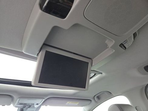 Used 2018 Honda Odyssey Elite image 17